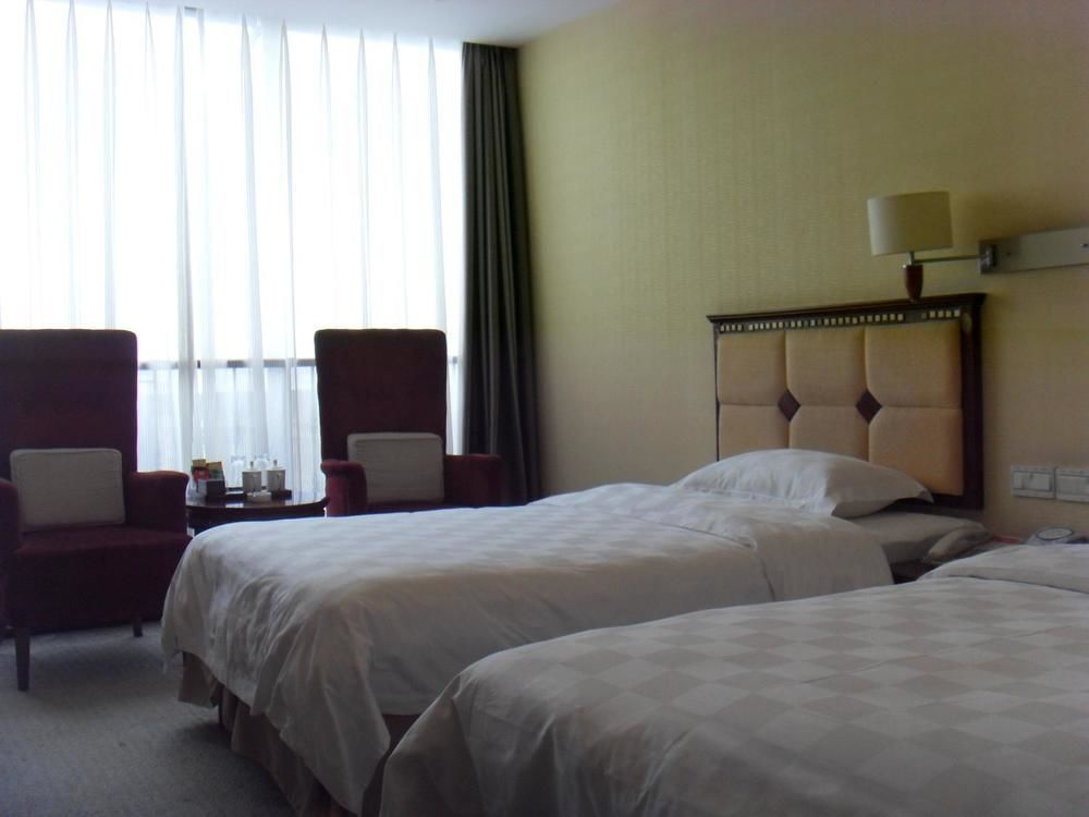 Yijing Holiday Hotel Yimeng Road Linyi  Extérieur photo