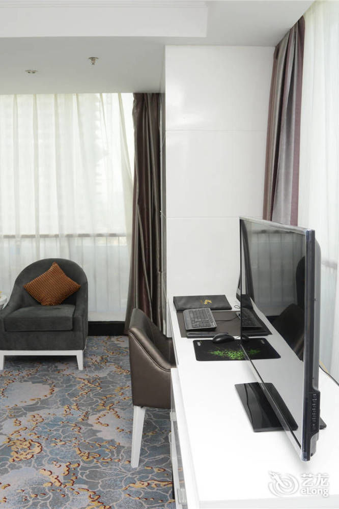 Yijing Holiday Hotel Yimeng Road Linyi  Extérieur photo