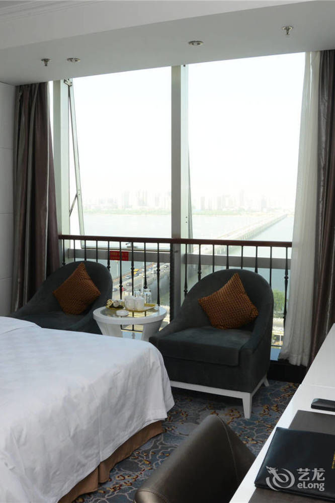 Yijing Holiday Hotel Yimeng Road Linyi  Extérieur photo